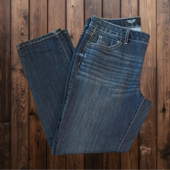 Simply Vera Vera Wang Blue Denim Mid-Rise Capris​ - Picture 7 of 14